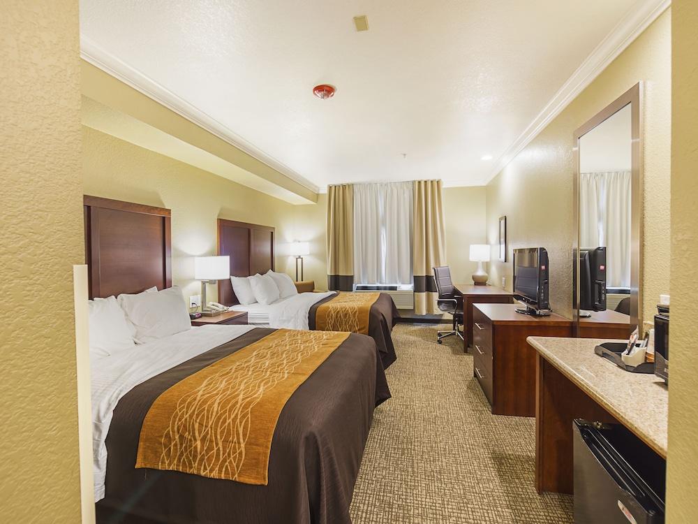 Comfort Inn Арката Екстериор снимка