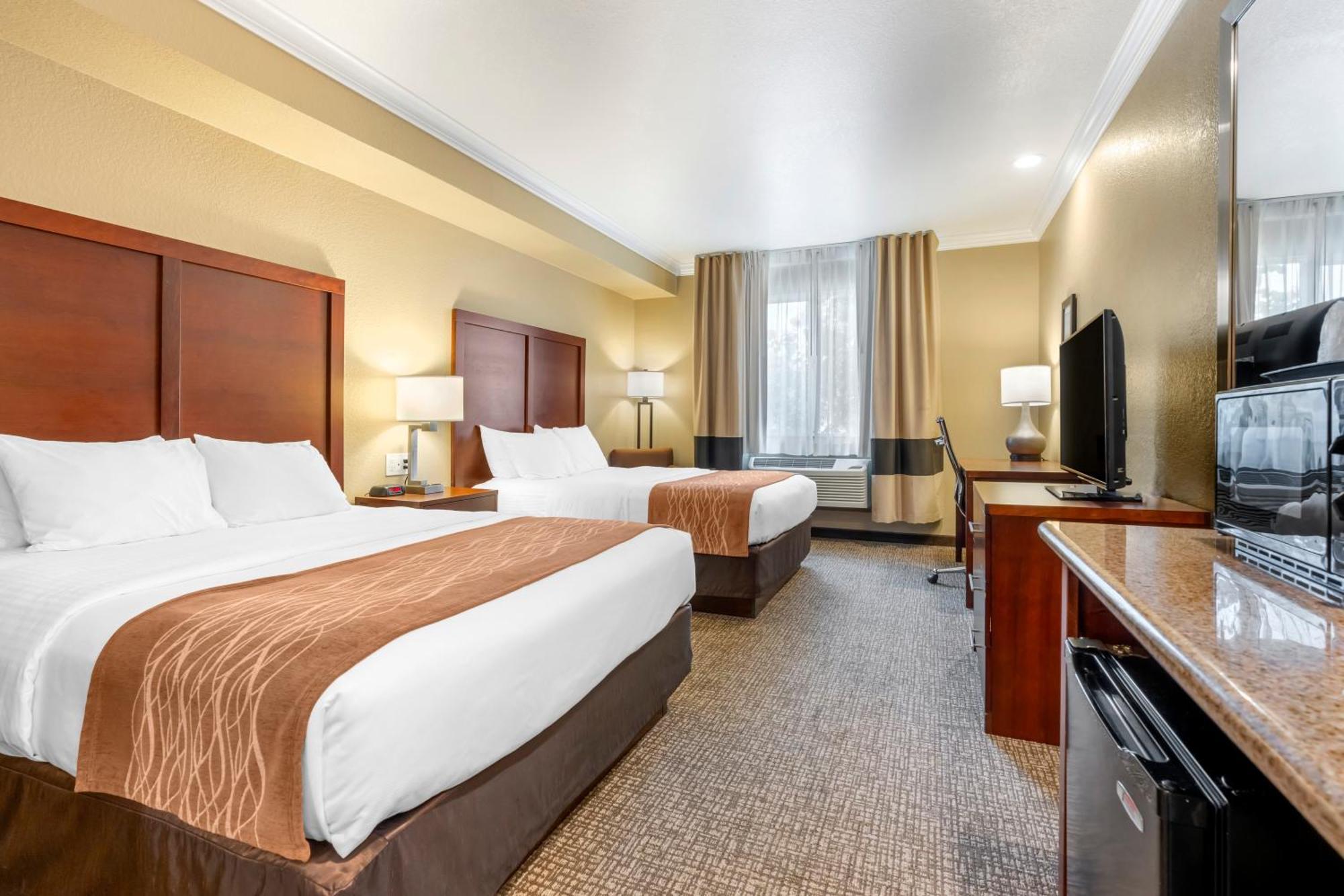 Comfort Inn Арката Екстериор снимка