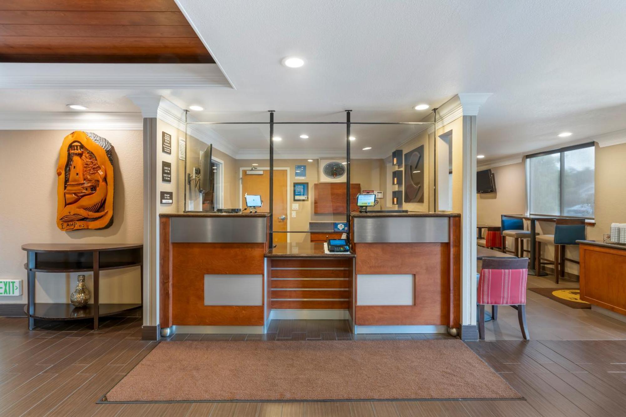 Comfort Inn Арката Екстериор снимка